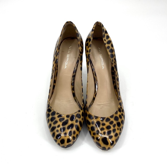 💕SALE💕Via Spiga Patten Leather Animal Print Heel - Picture 2 of 10